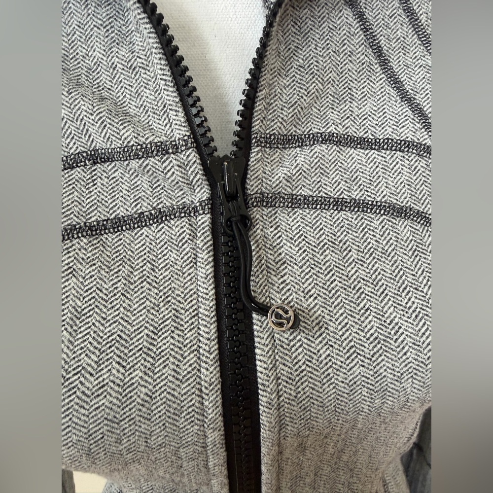 Lululemon Define Jacket - Herringbone - Picture 9 of 11